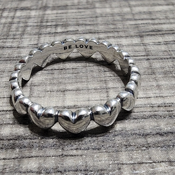 Pandora Row of Hearts Ring - Picture 8 of 10
